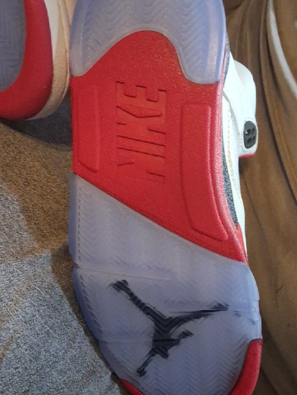 Jordan Kids White and Red Basketball Sneakers - Picture 2 of 4